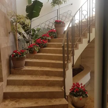Cannito Bed & Breakfast 2*